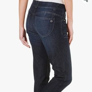 Democracy slim jeans dark wash size 8